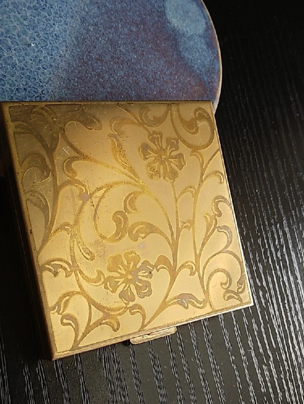 Vintage Volupte 1940s 1950s Gold Floral Powder Compact Mirror